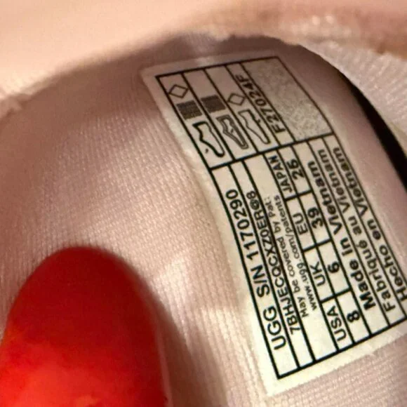 Collina Strada x UGG ruffle seashell classic short boots size us 8 pink - Picture 2 of 7